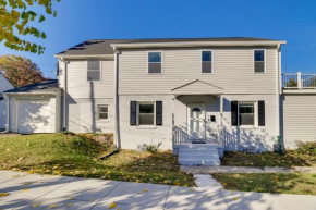 5 Mi to National Mall DC Home with Pool Table